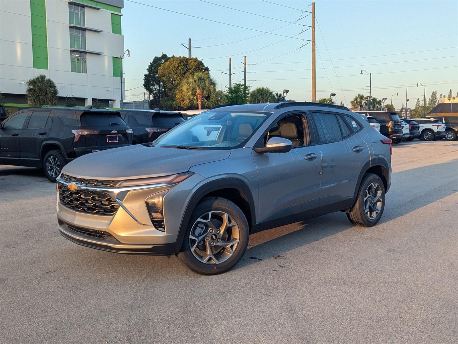 2025 Chevrolet Trax Vehicle Photo in MIAMI, FL 33134-2699
