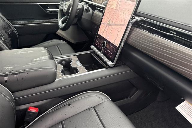 2025 GMC Sierra EV Vehicle Photo in ELK GROVE, CA 95757-8703
