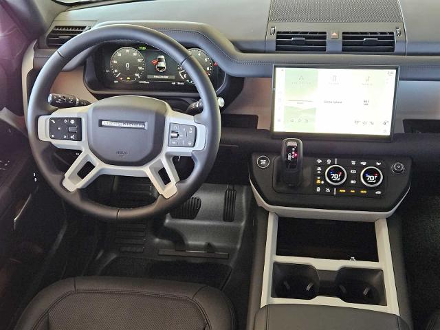 2025 Defender Vehicle Photo in AUSTIN, TX 78717