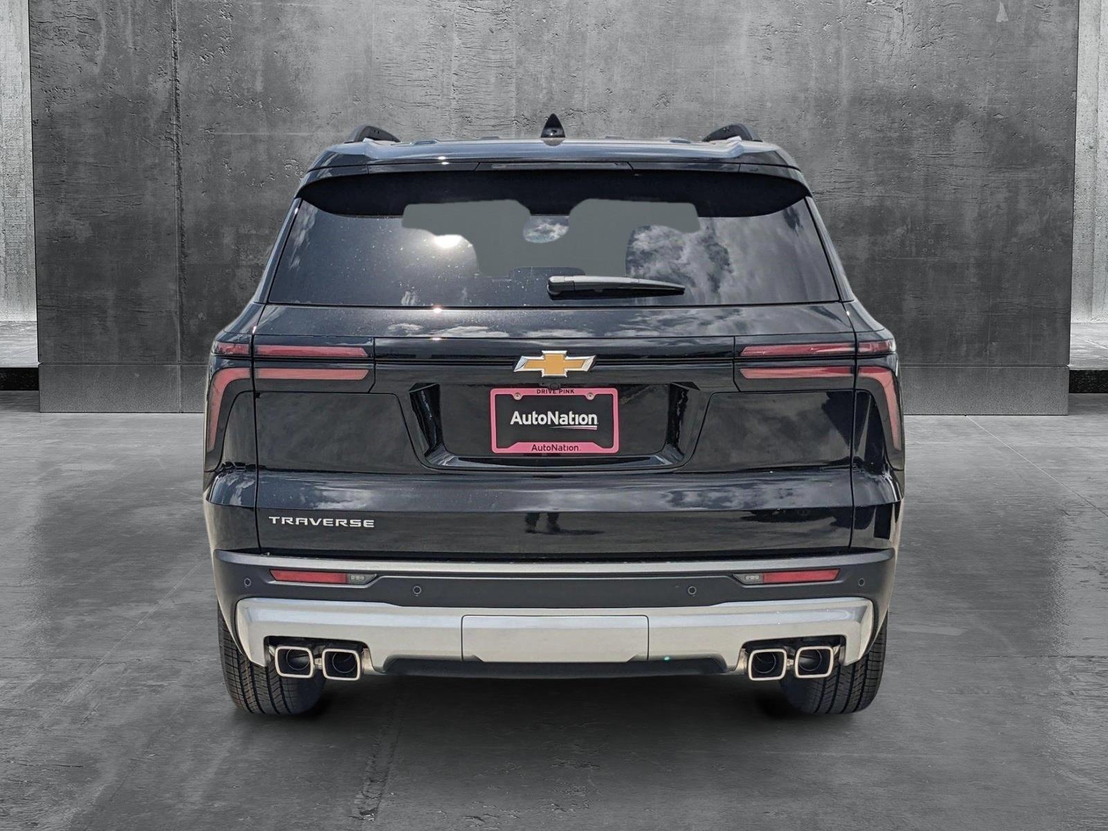 2025 Chevrolet Traverse Vehicle Photo in MIAMI, FL 33172-3015