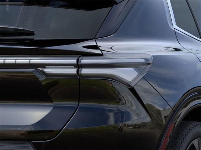 2025 Chevrolet Equinox EV Vehicle Photo in ENGLEWOOD, CO 80113-6708