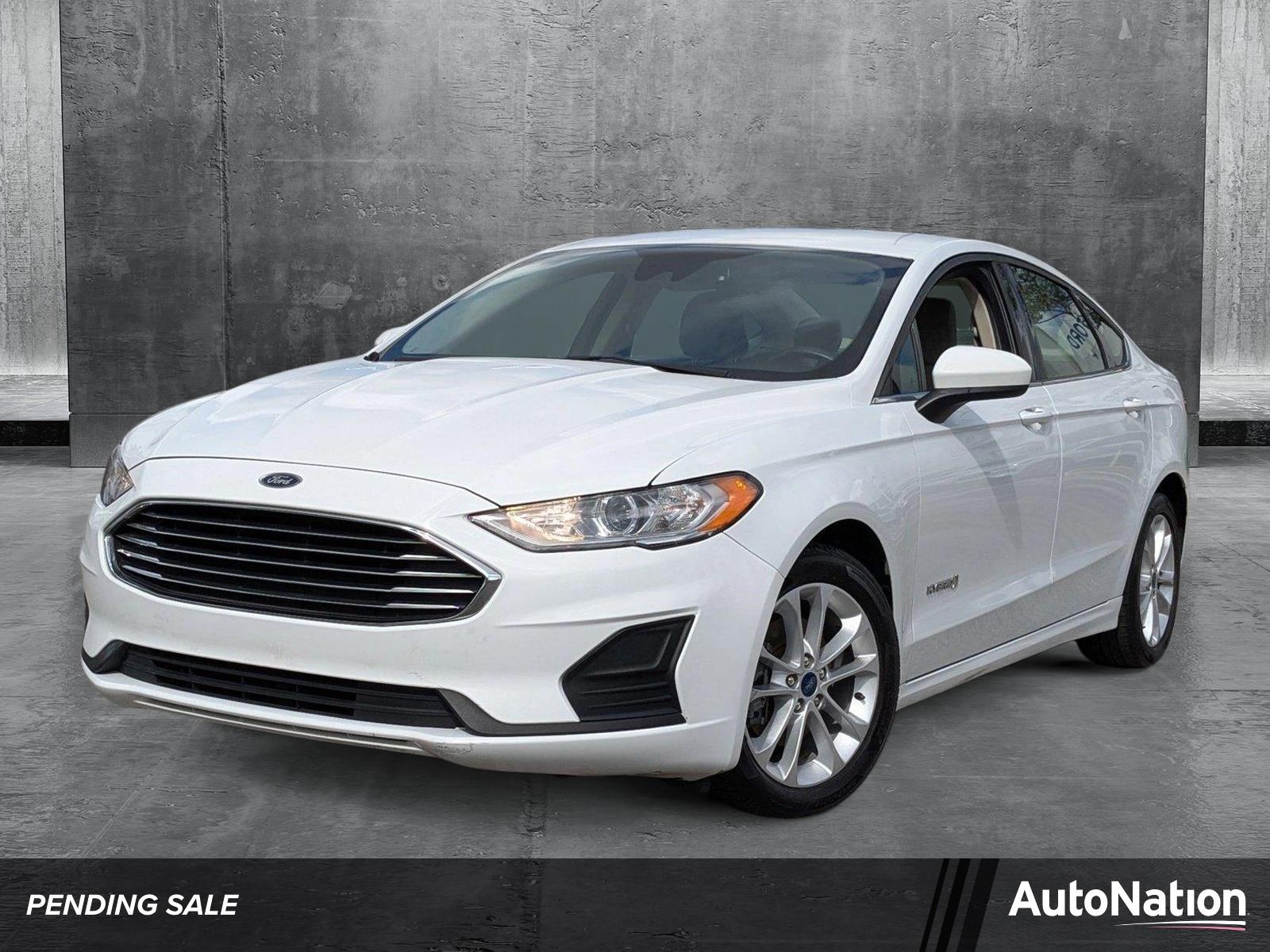2019 Ford Fusion Hybrid Vehicle Photo in Miami, FL 33015