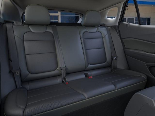 2025 Chevrolet Trax Vehicle Photo in ENGLEWOOD, CO 80113-6708