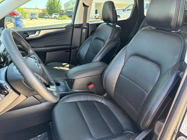 2022 Ford Escape Vehicle Photo in ENGLEWOOD, CO 80113-6708