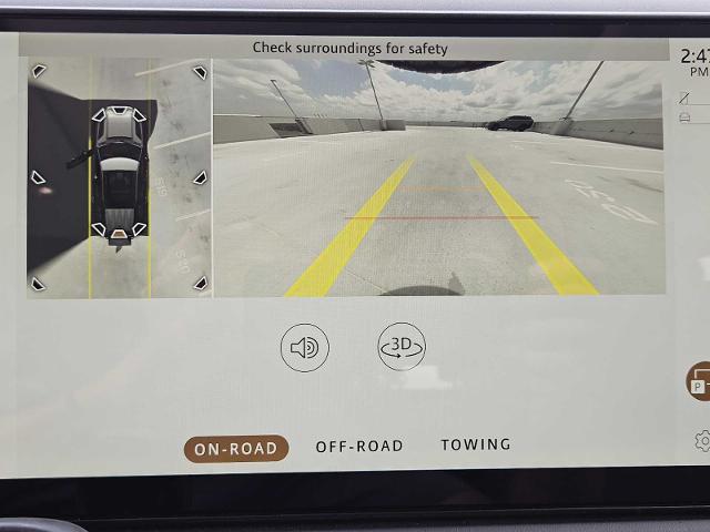 2025 Defender Vehicle Photo in AUSTIN, TX 78717