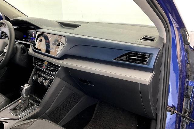 2024 Volkswagen Taos Vehicle Photo in Grapevine, TX 76051