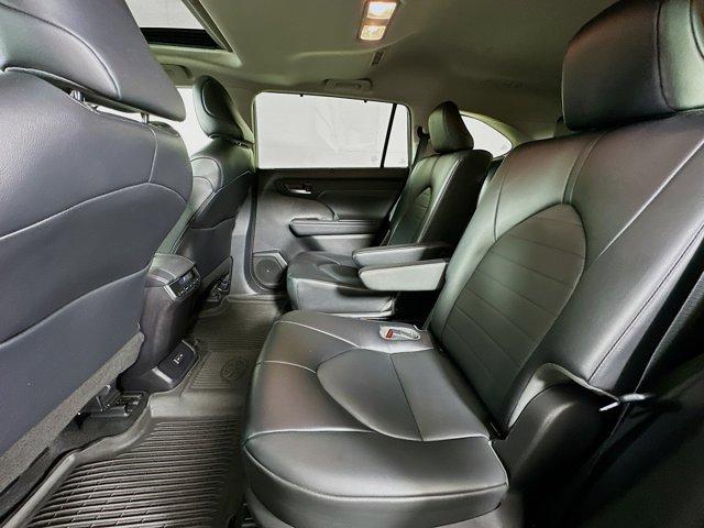 2022 Toyota Highlander Vehicle Photo in Flemington, NJ 08822