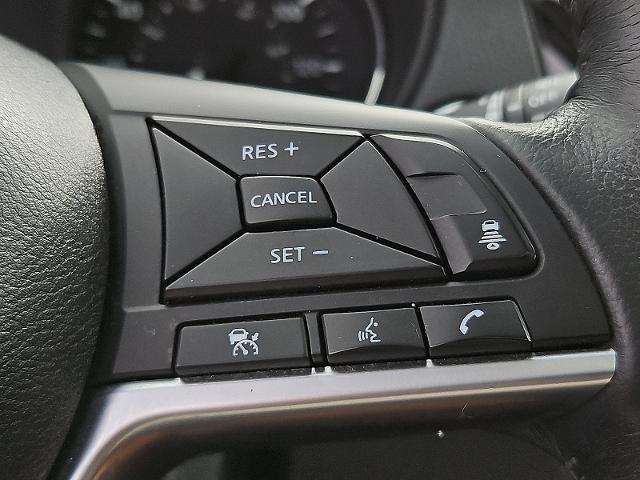 2018 Nissan Rogue Vehicle Photo in TREVOSE, PA 19053-4984