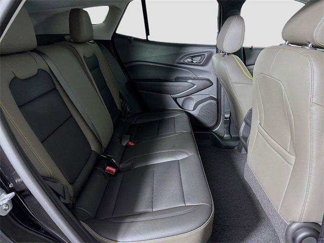 2025 Chevrolet Trax Vehicle Photo in PUYALLUP, WA 98371-4149