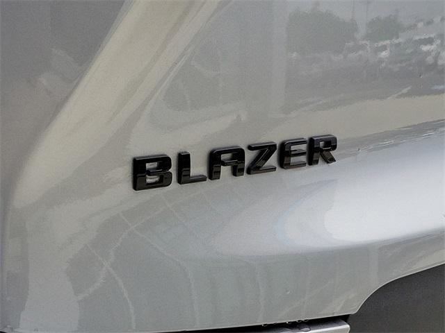 2025 Chevrolet Blazer Vehicle Photo in MILFORD, DE 19963-6122