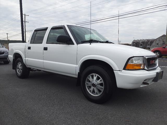 Used 2002 GMC Sonoma SLS with VIN 1GTDT13W72K226378 for sale in Chambersburg, PA