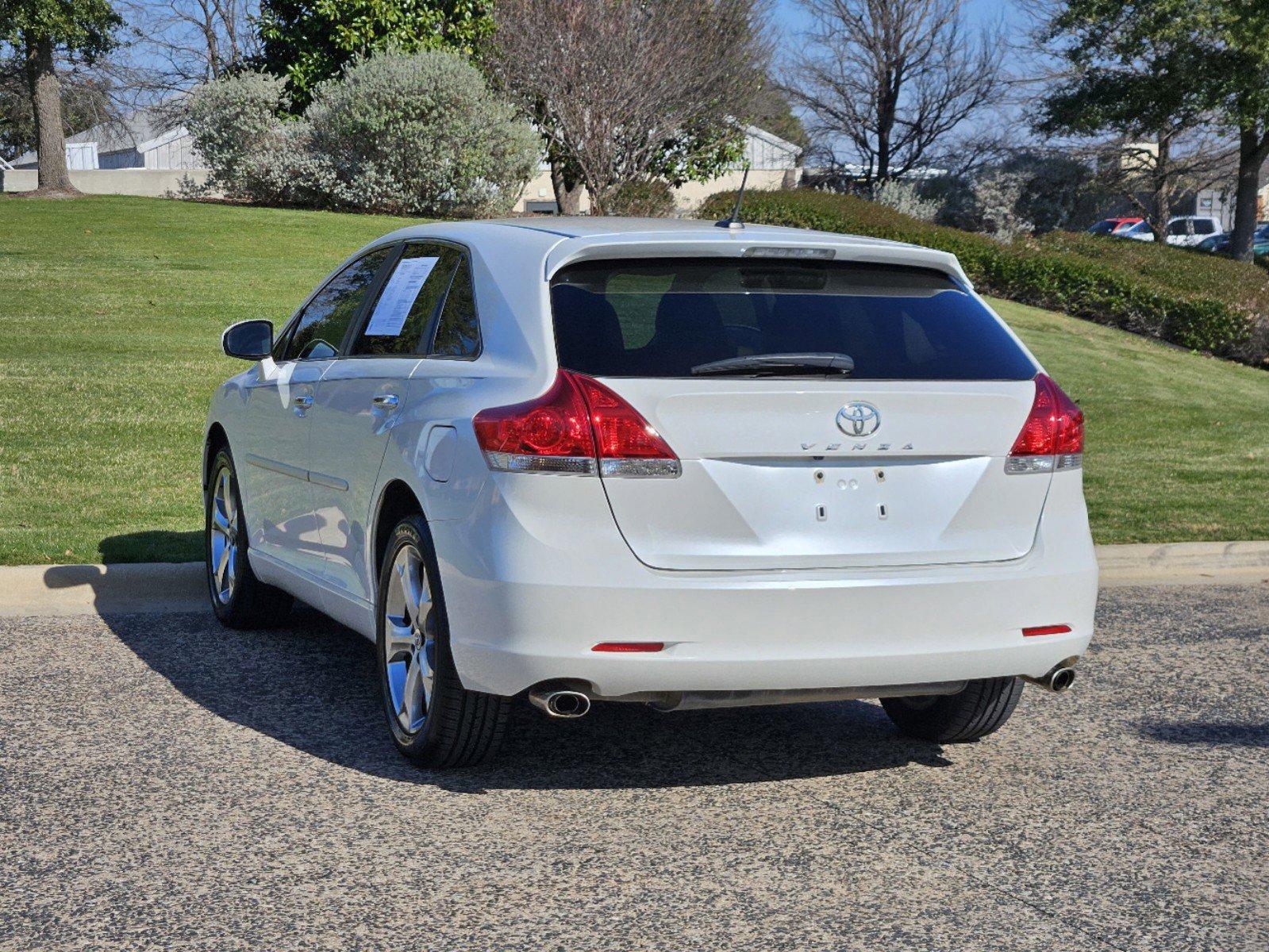 2010 Toyota Venza Vehicle Photo in FORT WORTH, TX 76132