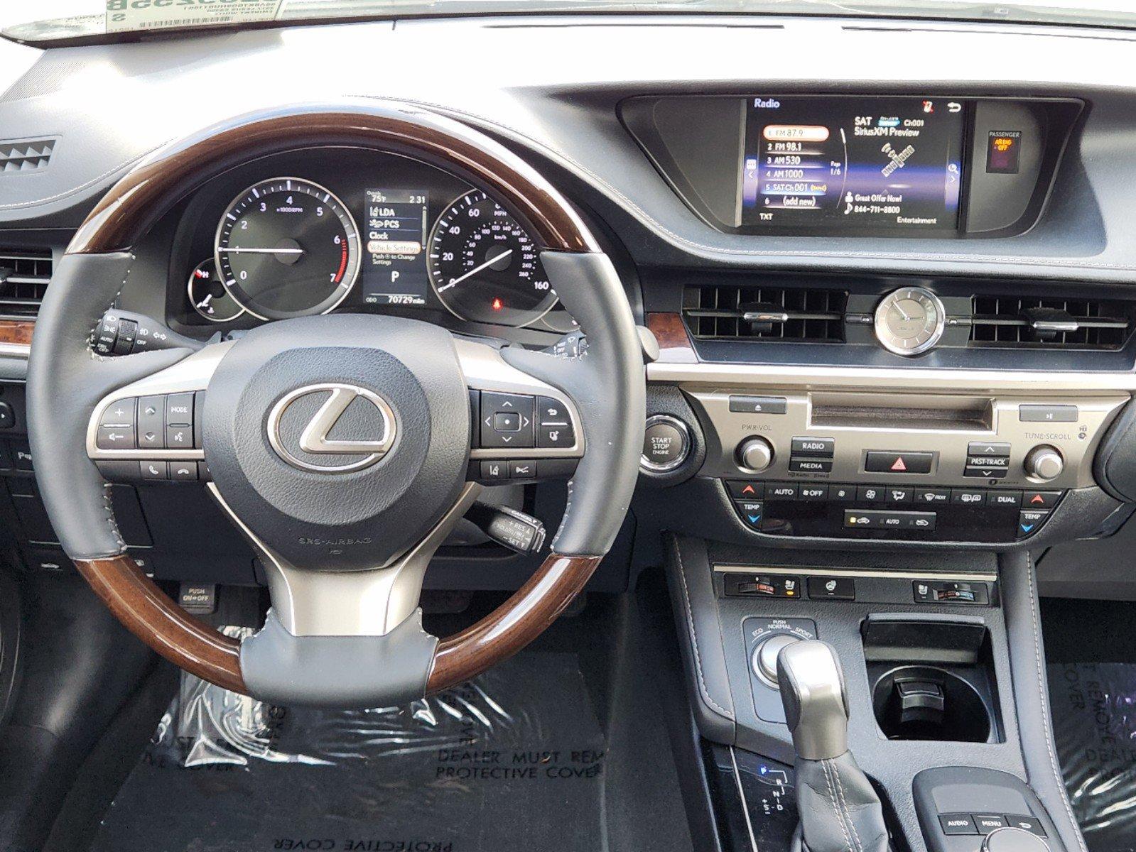 2017 Lexus ES 350 Vehicle Photo in FORT WORTH, TX 76132