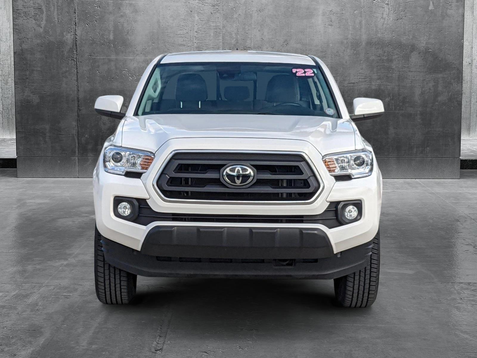 2022 Toyota Tacoma 2WD Vehicle Photo in Davie, FL 33331