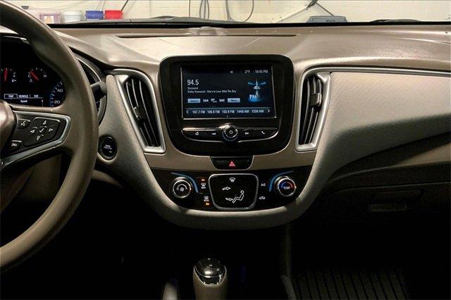 2018 Chevrolet Malibu Vehicle Photo in TOPEKA, KS 66609-0000