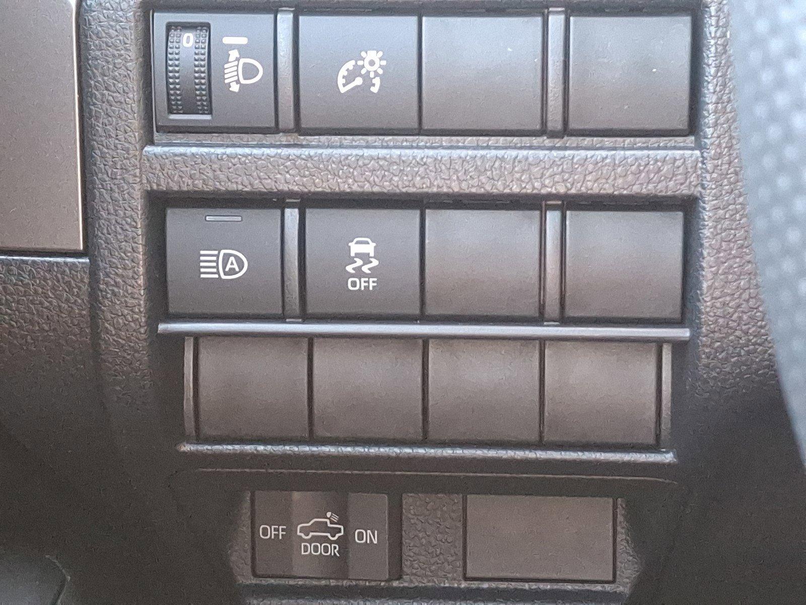 2025 Toyota Tacoma 4WD Vehicle Photo in Harrisburg, PA 17111