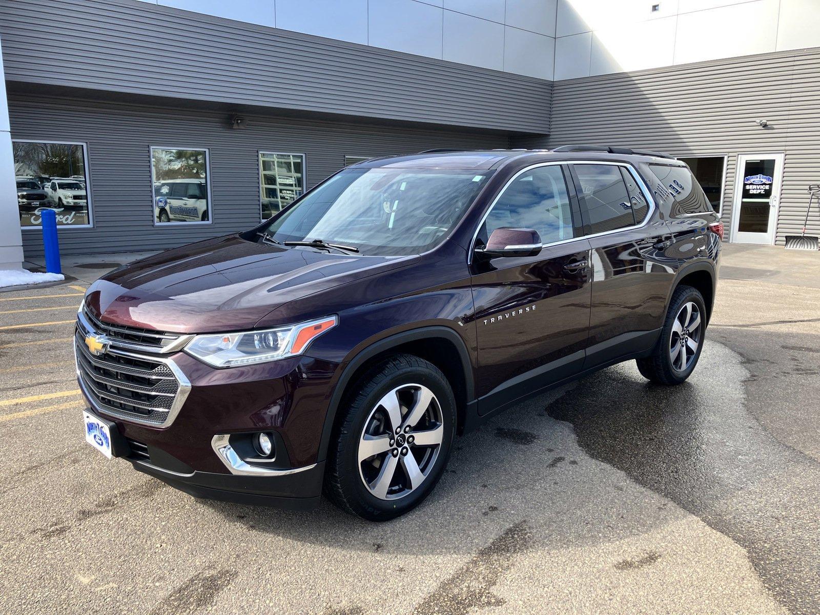 Used 2019 Chevrolet Traverse 3LT with VIN 1GNEVHKW7KJ227892 for sale in Menomonie, WI