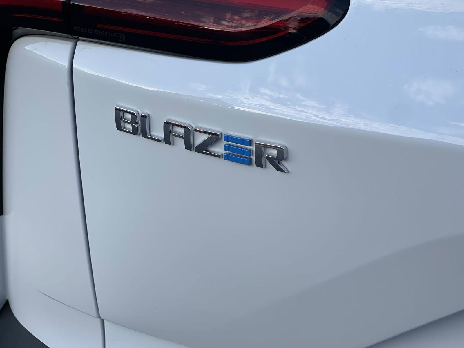 2025 Chevrolet Blazer EV Vehicle Photo in BENTONVILLE, AR 72712-4322