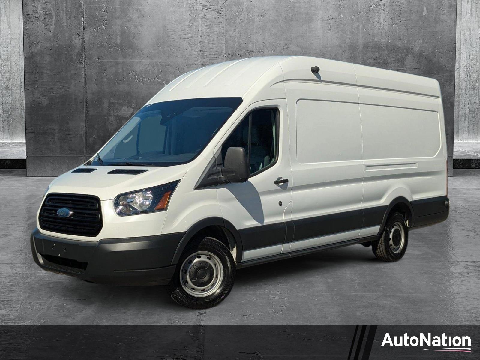 2018 Ford Transit Van Vehicle Photo in St. Petersburg, FL 33713