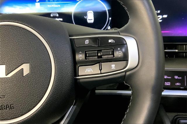 2024 Kia Sportage Vehicle Photo in Lees Summit, MO 64086