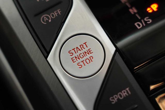 2025 BMW 330i Vehicle Photo in GRAPEVINE, TX 76051