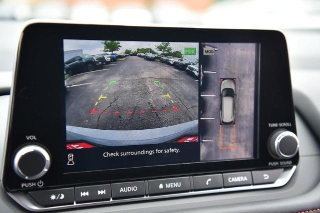 2025 Nissan Rogue Vehicle Photo in Ballwin, MO 63011