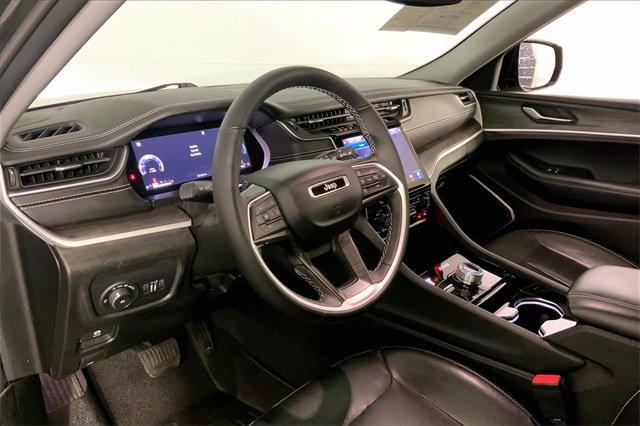 2022 Jeep Grand Cherokee L Vehicle Photo in INDEPENDENCE, MO 64055-1314