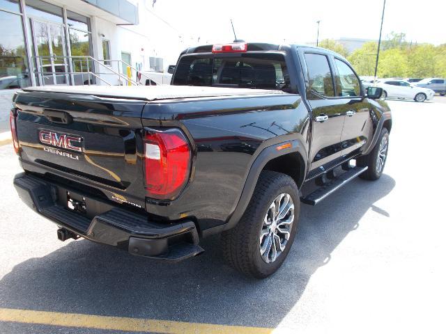 2023 GMC Canyon Vehicle Photo in LOWELL, MA 01852-4336