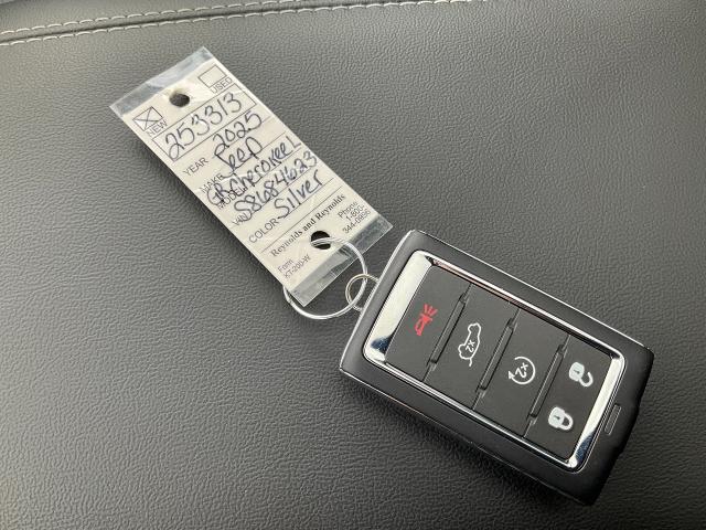 2025 Jeep Grand Cherokee L Vehicle Photo in Kaukauna, WI 54130