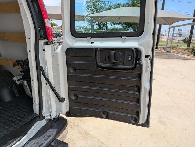 2023 Chevrolet Express Cargo 2500 Vehicle Photo in SELMA, TX 78154-1460