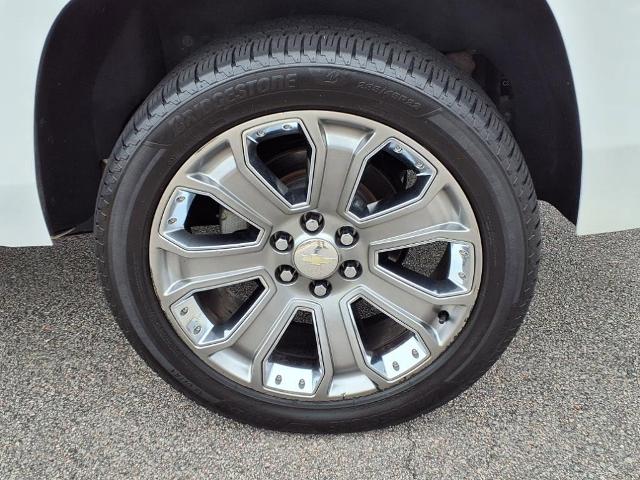 2017 Chevrolet Tahoe Vehicle Photo in HENDERSON, NC 27536-2966