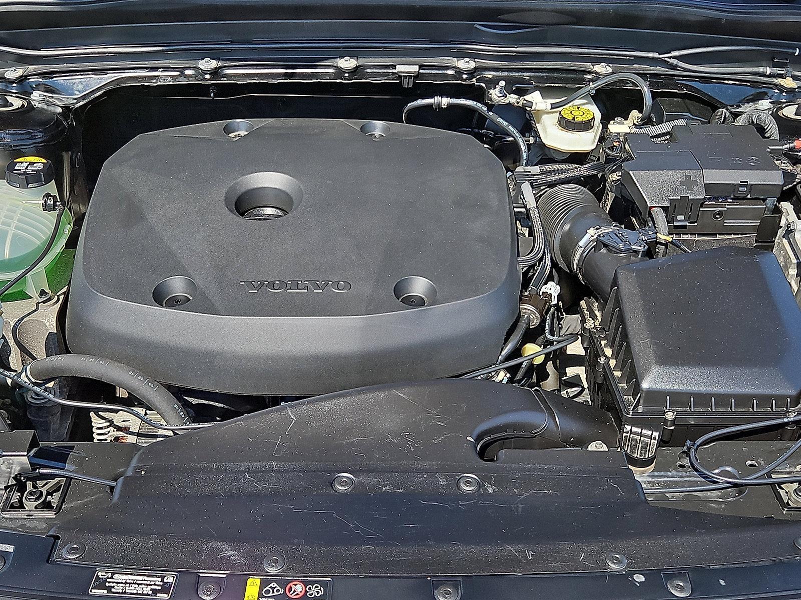 2019 Volvo XC40 Vehicle Photo in Trevose, PA 19053