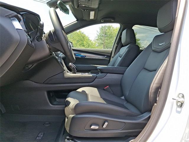 2025 Cadillac XT5 Vehicle Photo in ALLENTOWN, PA 18103-7399