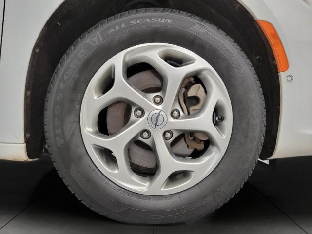 2023 Chrysler Pacifica Vehicle Photo in NEENAH, WI 54956-2243