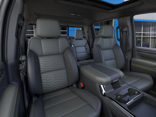 2025 Chevrolet Silverado 2500 HD Vehicle Photo in Roslyn, NY 11576
