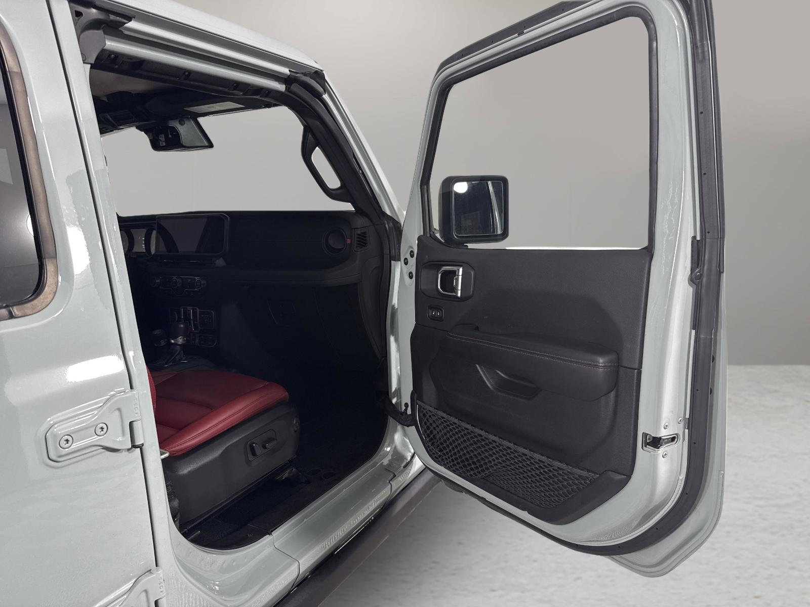 2024 Jeep Wrangler Vehicle Photo in Georgetown, TX 78626