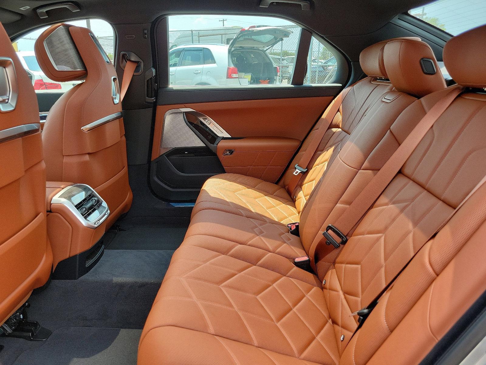 2024 BMW i7 Vehicle Photo in Lancaster, PA 17601