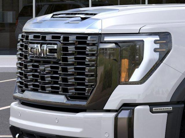 2025 GMC Sierra 3500 HD Vehicle Photo in MEDINA, OH 44256-9631