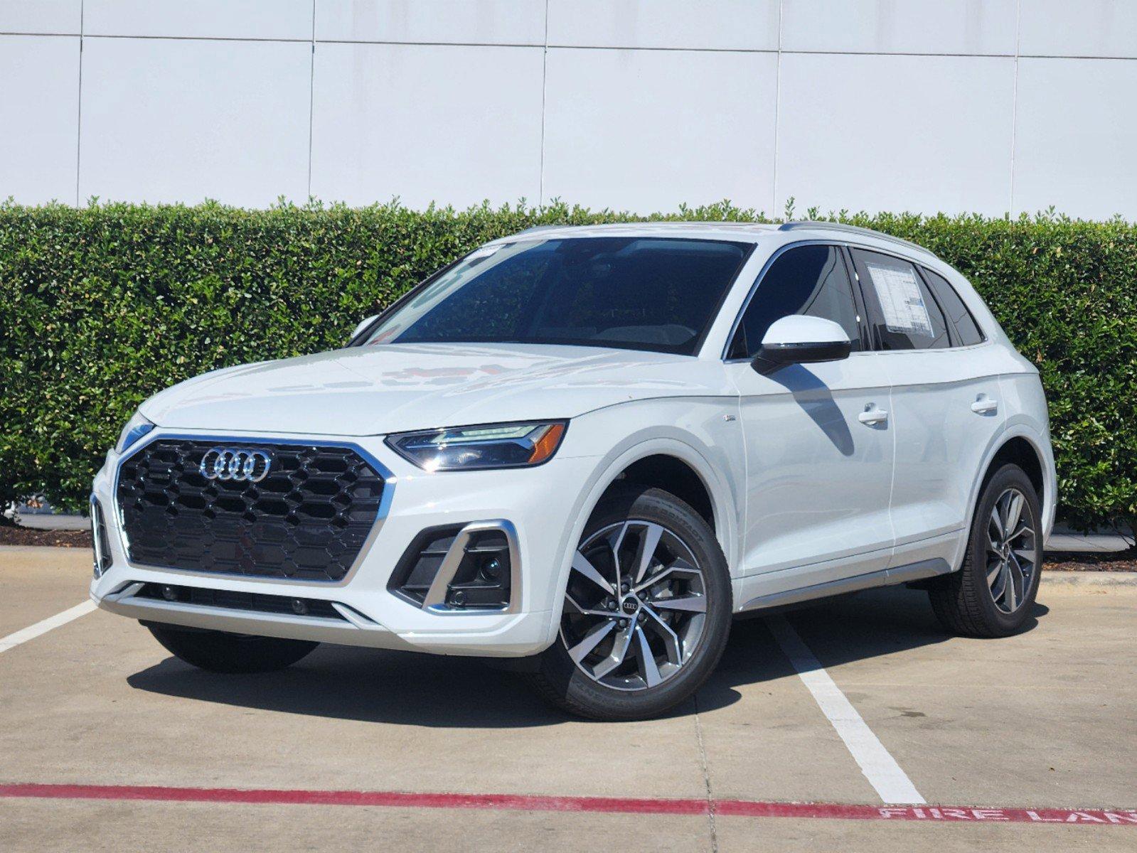 2024 Audi Q5 Vehicle Photo in MCKINNEY, TX 75070