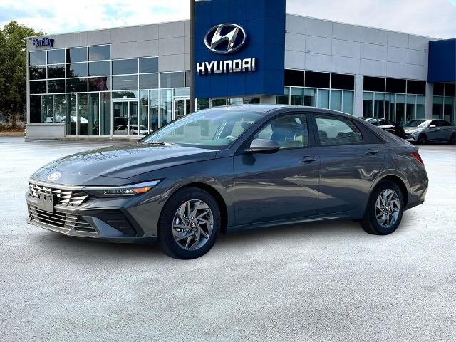 Certified 2024 Hyundai Elantra SEL with VIN KMHLM4DG8RU747685 for sale in Huntsville, AL