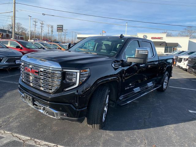 2023 GMC Sierra 1500 Denali photo 2