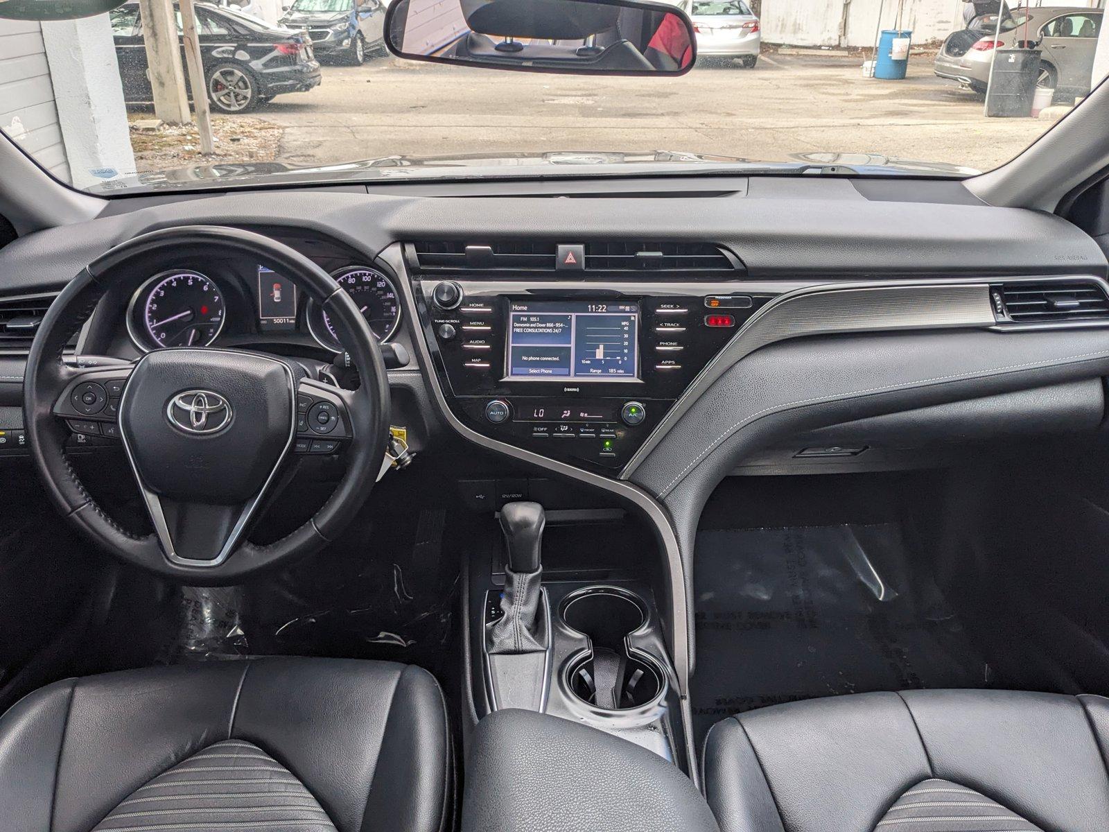 2020 Toyota Camry Vehicle Photo in GREENACRES, FL 33463-3207