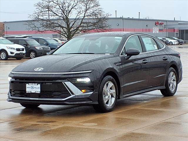 2025 Hyundai SONATA Vehicle Photo in Peoria, IL 61615