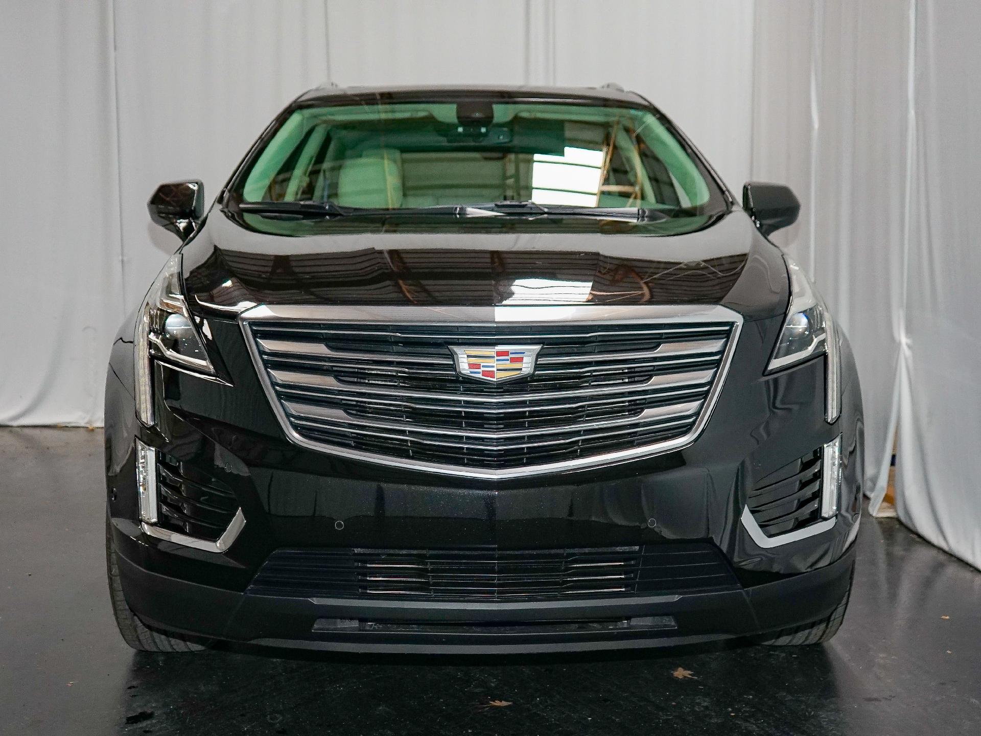 Used 2017 Cadillac XT5 Premium Luxury with VIN 1GYKNCRS3HZ119744 for sale in Smyrna, DE