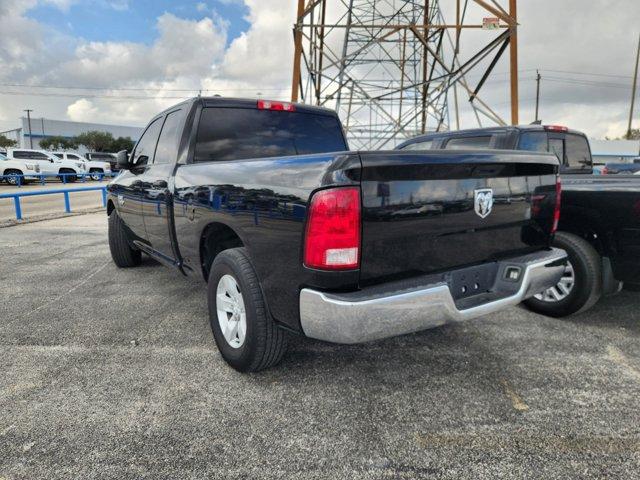 2021 Ram 1500 Classic Vehicle Photo in SUGAR LAND, TX 77478-0000