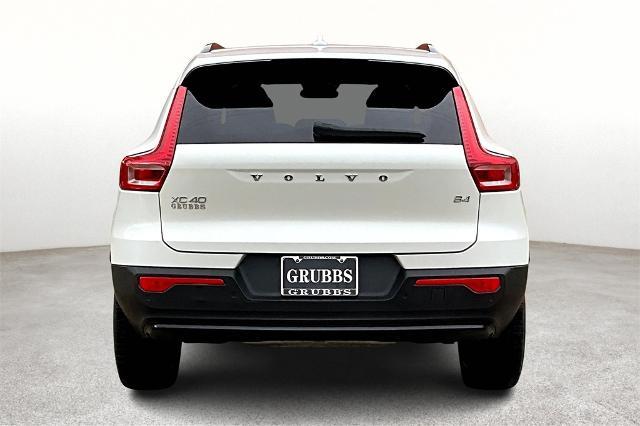 2023 Volvo XC40 Vehicle Photo in Houston, TX 77007