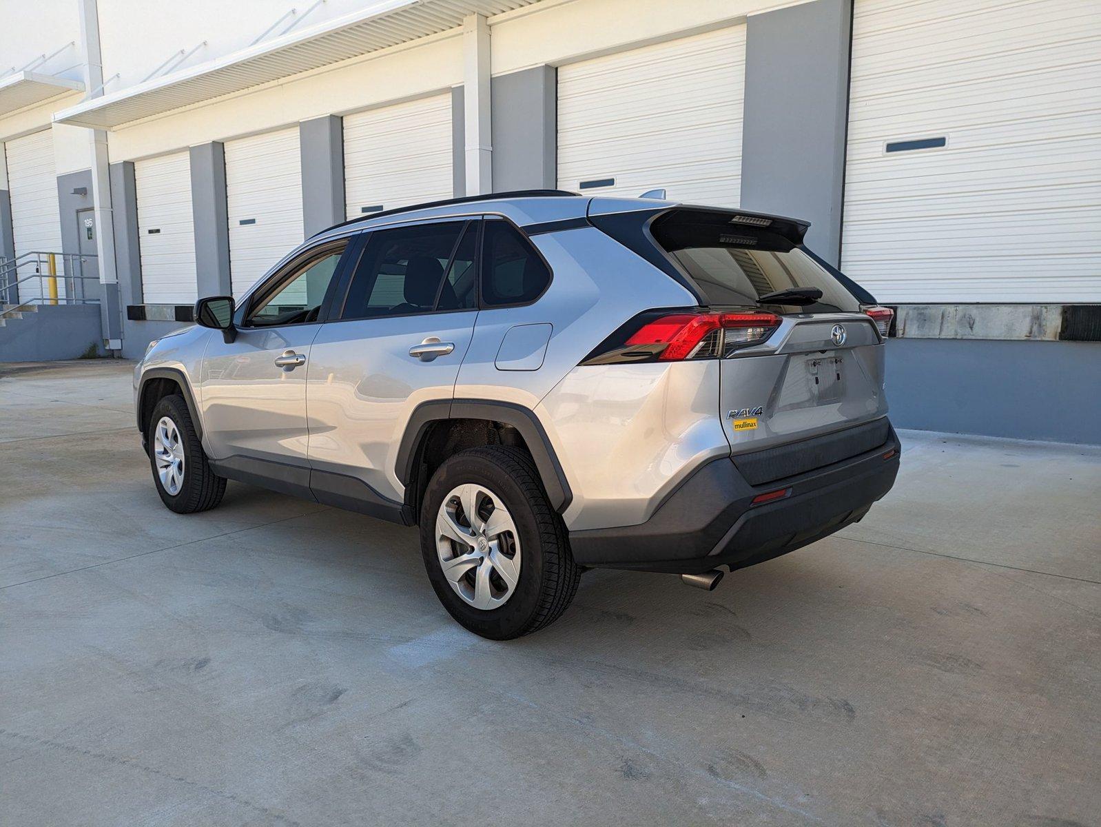 2020 Toyota RAV4 Vehicle Photo in Winter Park, FL 32792