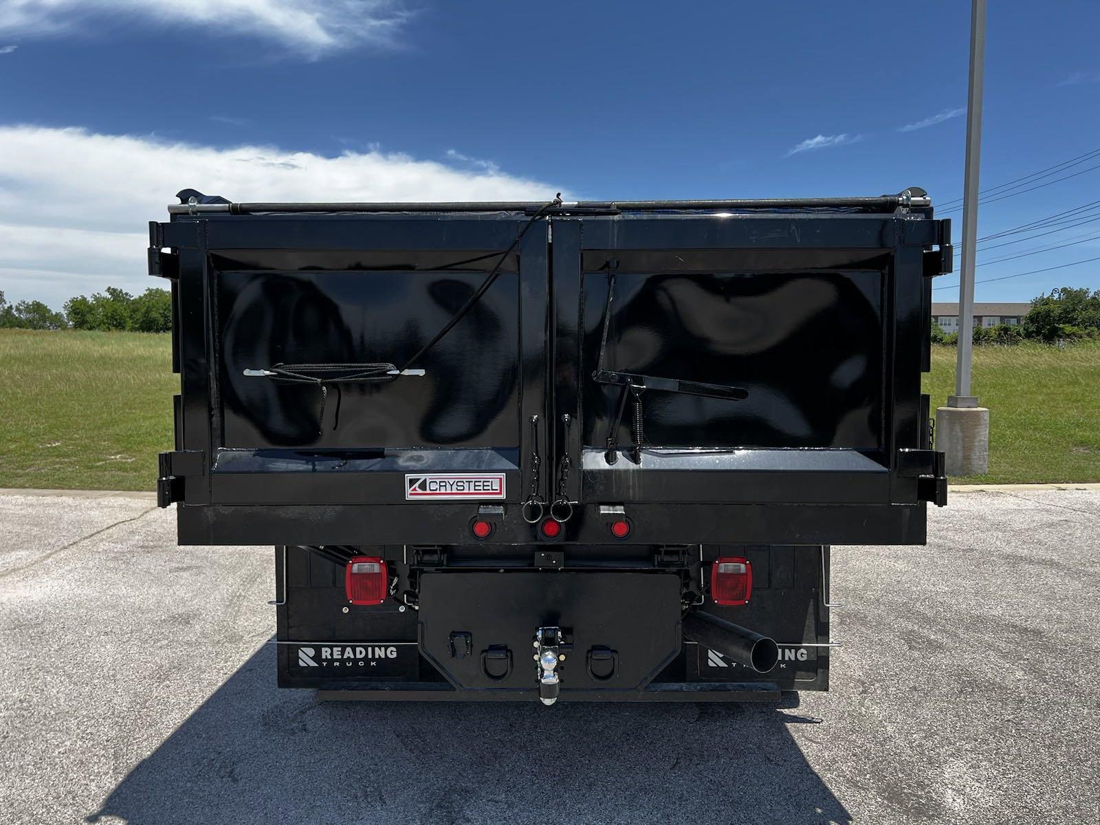 2024 Chevrolet Silverado 5500 HD Vehicle Photo in GEORGETOWN, TX 78626-7508