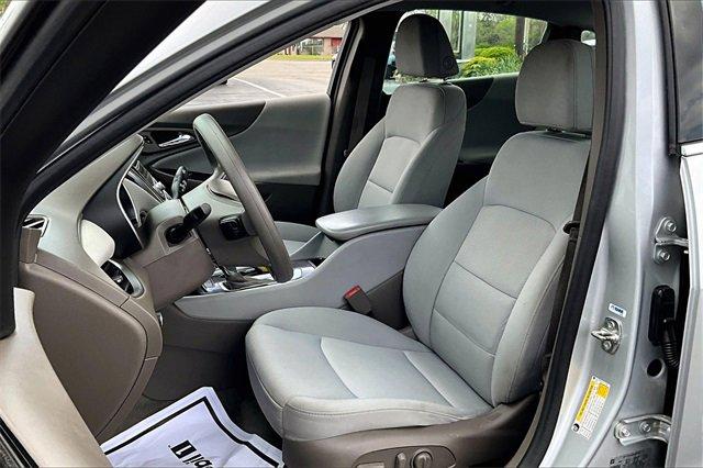 2020 Chevrolet Malibu Vehicle Photo in TOPEKA, KS 66609-0000