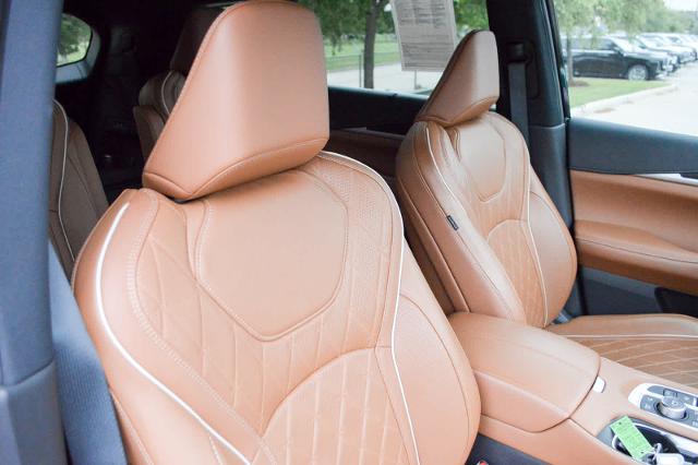 2025 INFINITI QX60 Vehicle Photo in Houston, TX 77090